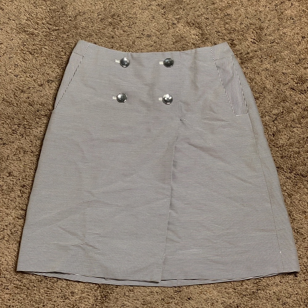 The limited •HIGH WAISTED• skirt. NWOT